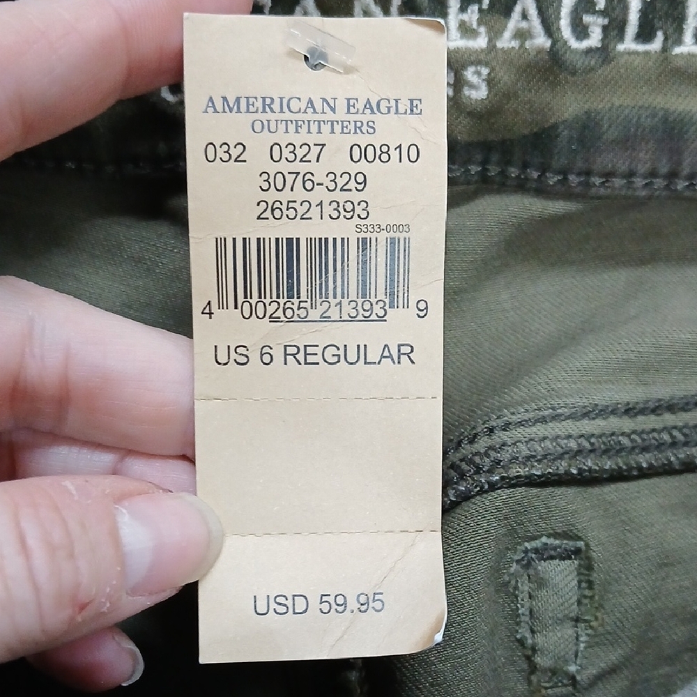 NWT AE Low Rise Super Stretch Camo Jeggings  Size 6 - Picture 7 of 8